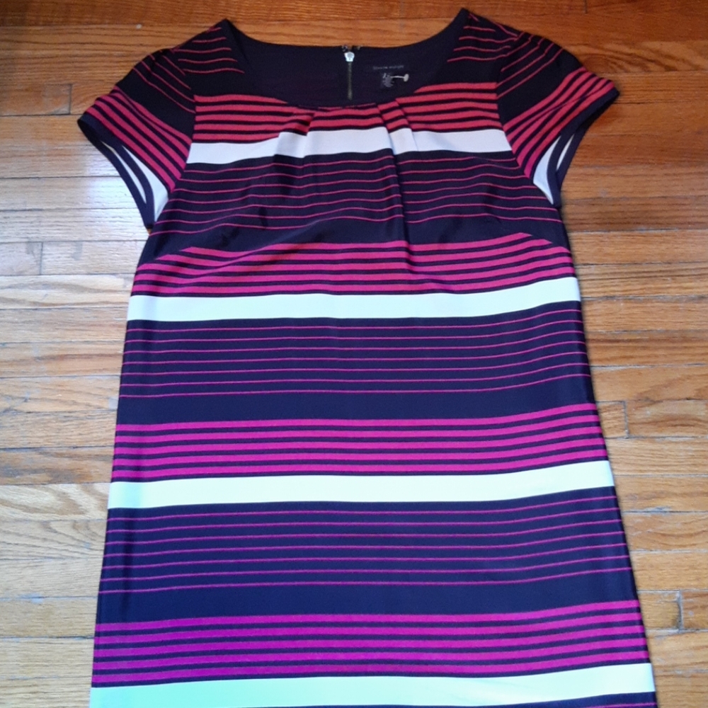 Ladies Tommy Hilfiger dress